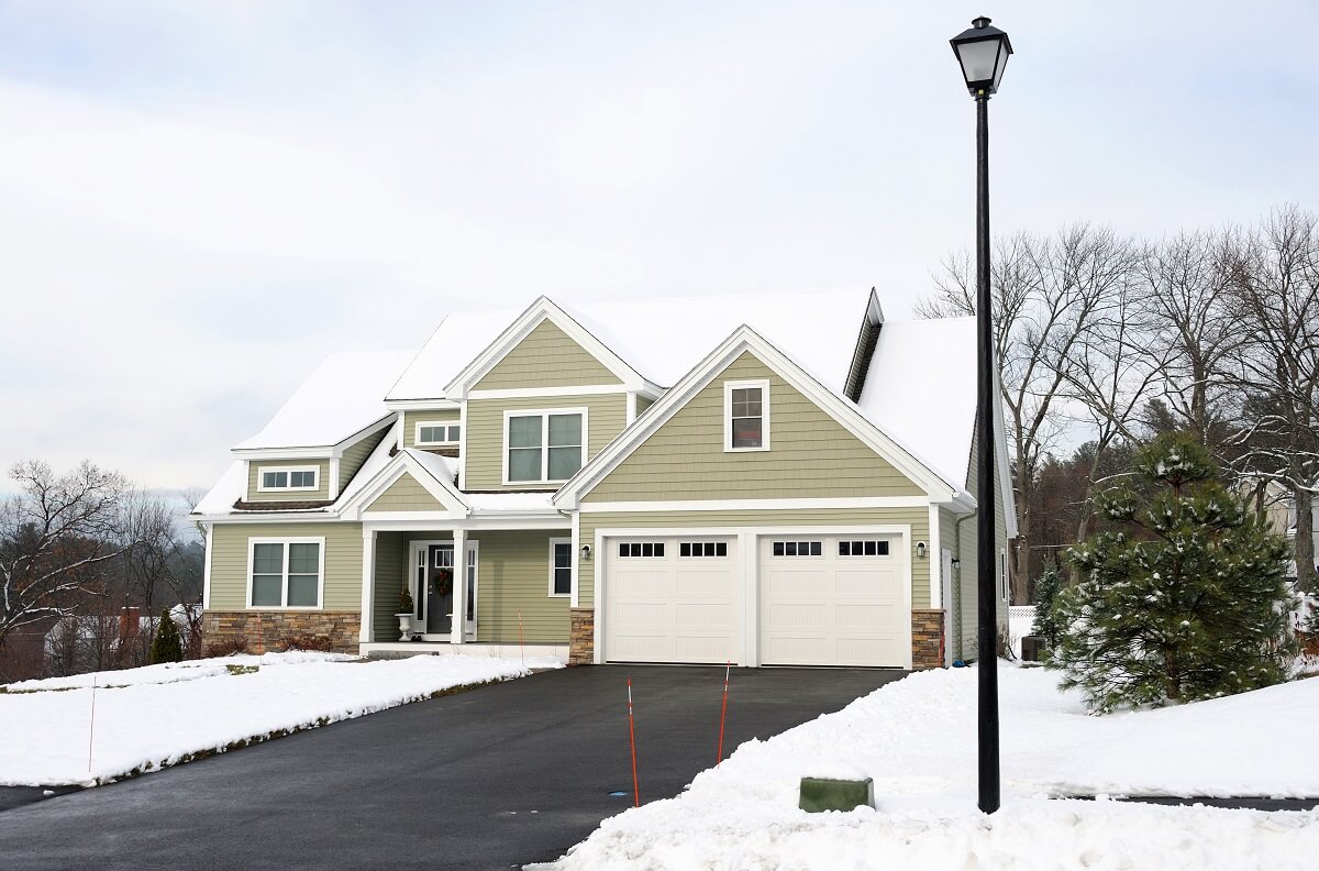 Driveway snow removal services